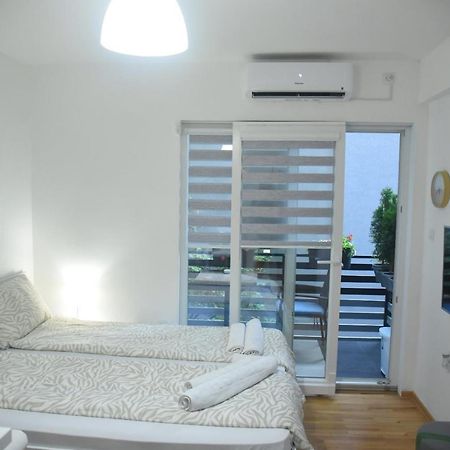 Dekart 2 Apartment Nis Exterior photo