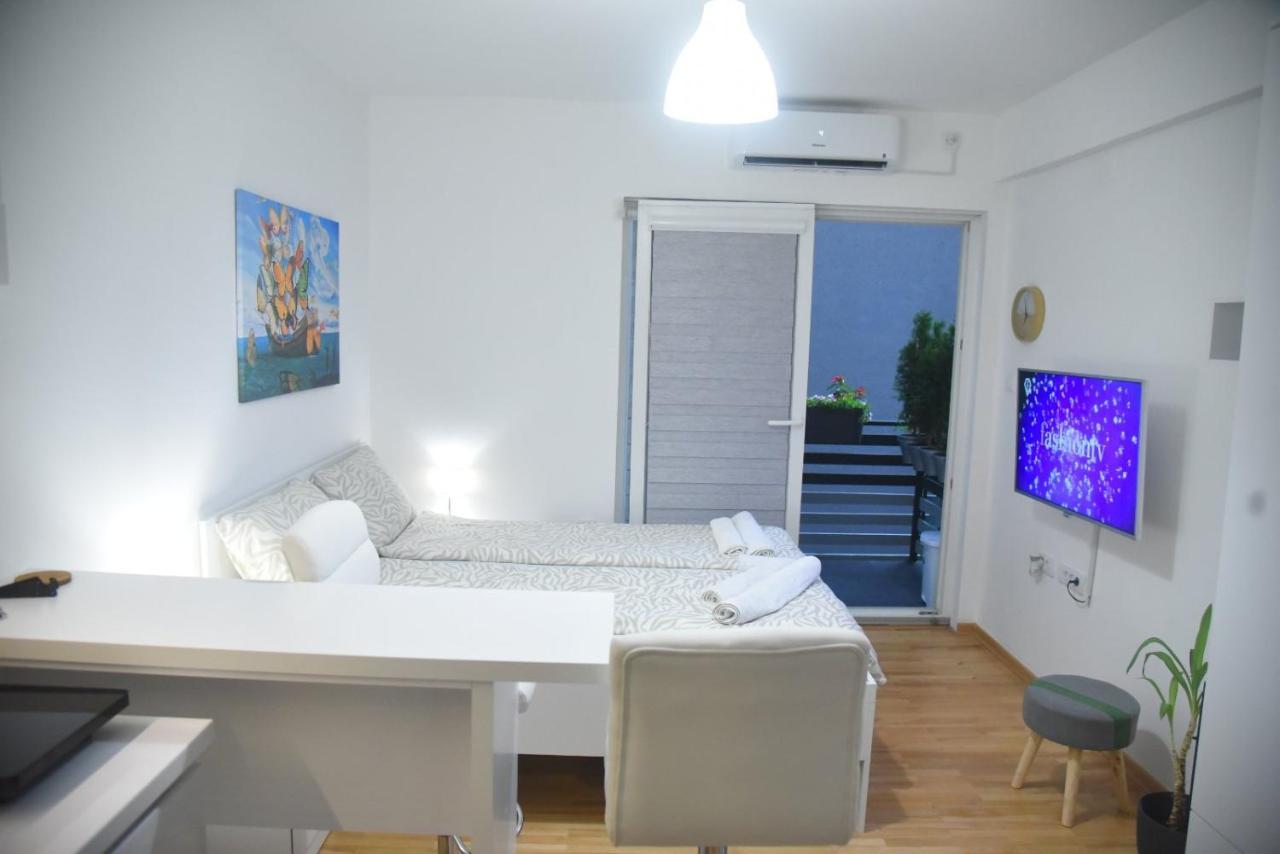 Dekart 2 Apartment Nis Exterior photo